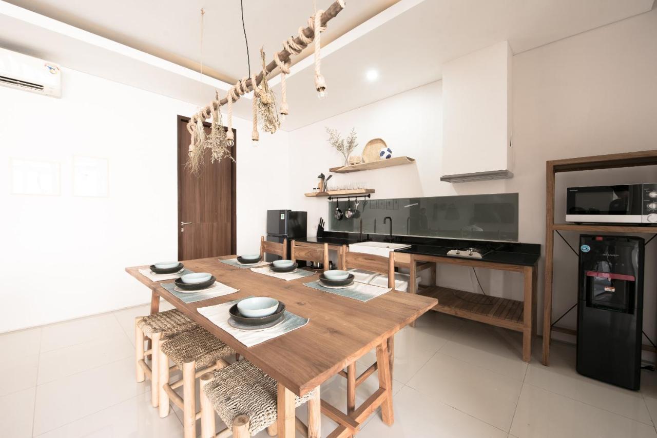 Pelangi 148 Beach Suites เซมินยัค ภายนอก รูปภาพ