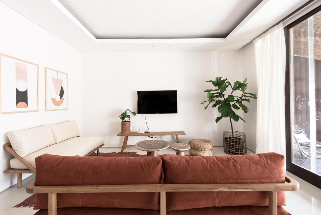 Pelangi 148 Beach Suites เซมินยัค ภายนอก รูปภาพ