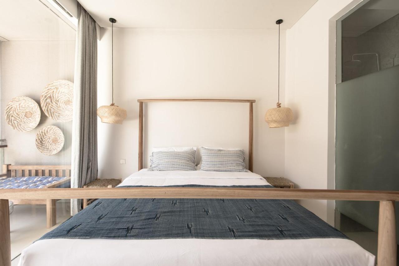 Pelangi 148 Beach Suites เซมินยัค ภายนอก รูปภาพ