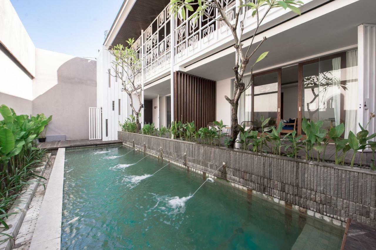 Pelangi 148 Beach Suites เซมินยัค ภายนอก รูปภาพ